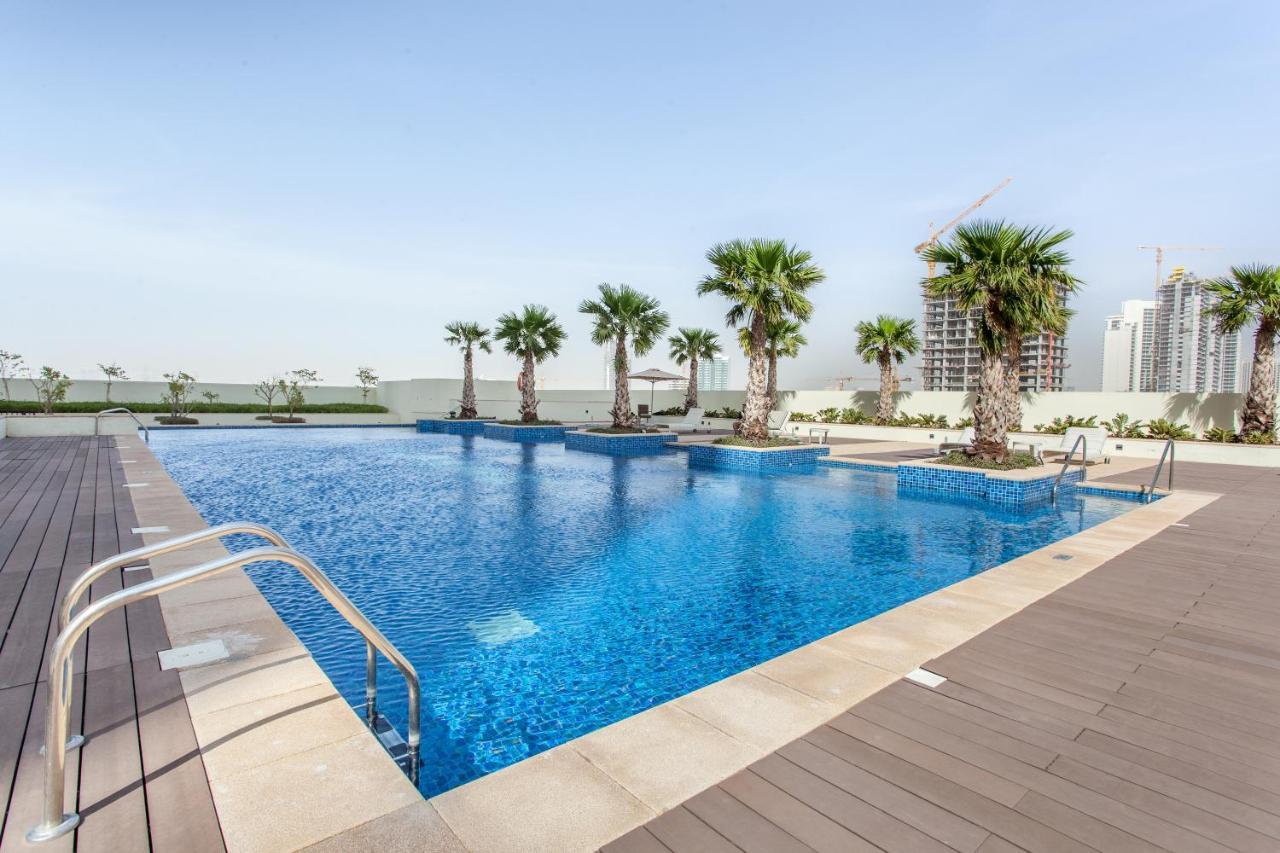 Staycae Holiday Homes - Tower 108 Dubai Luaran gambar