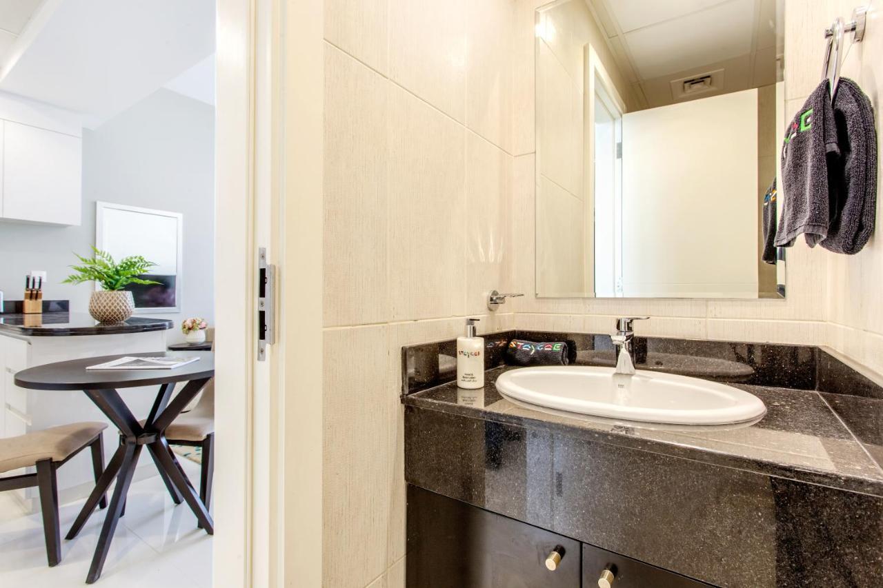 Staycae Holiday Homes - Tower 108 Dubai Luaran gambar